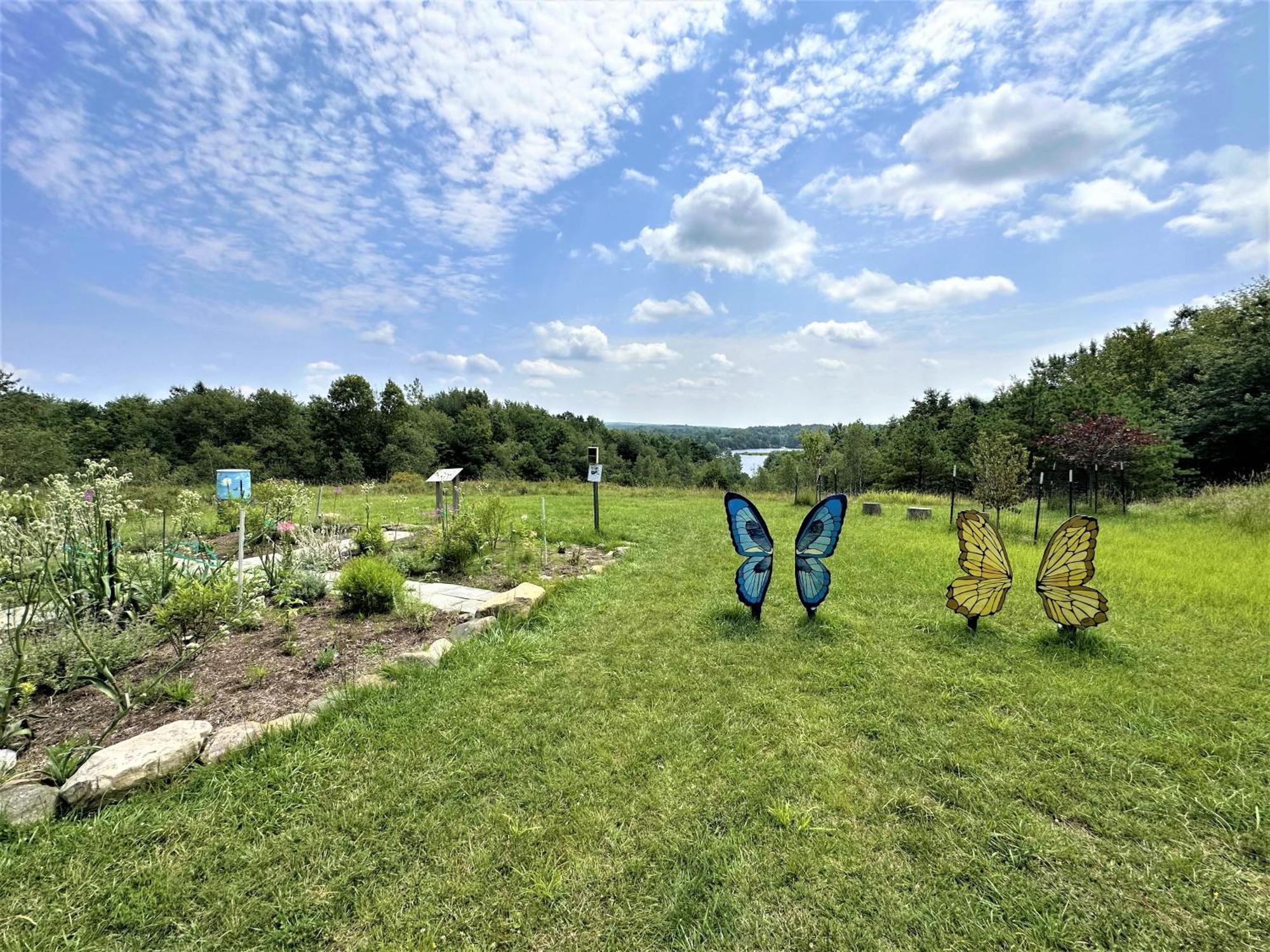 Wow!! Ultimate Pocono Retreat, Hot Tub, Game Room, Deck, Lakes, Skiing, Pools Long Pond Bagian luar foto