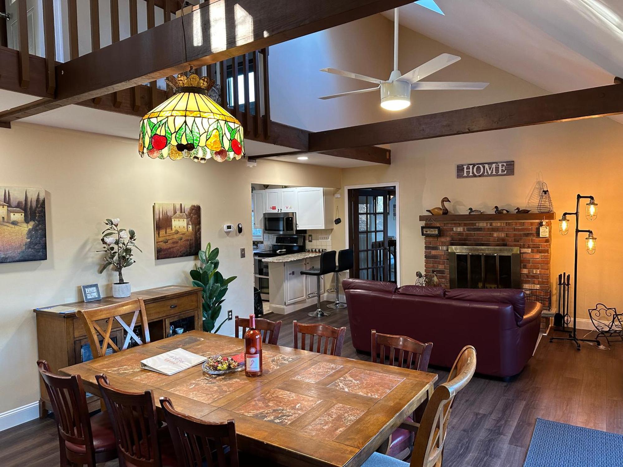 Wow!! Ultimate Pocono Retreat, Hot Tub, Game Room, Deck, Lakes, Skiing, Pools Long Pond Bagian luar foto